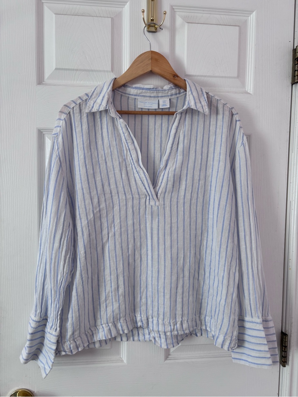Martha Stewart Collection 100% Linen Blue & White Striped V-Neck Blouse Size M - Picture 7 of 11